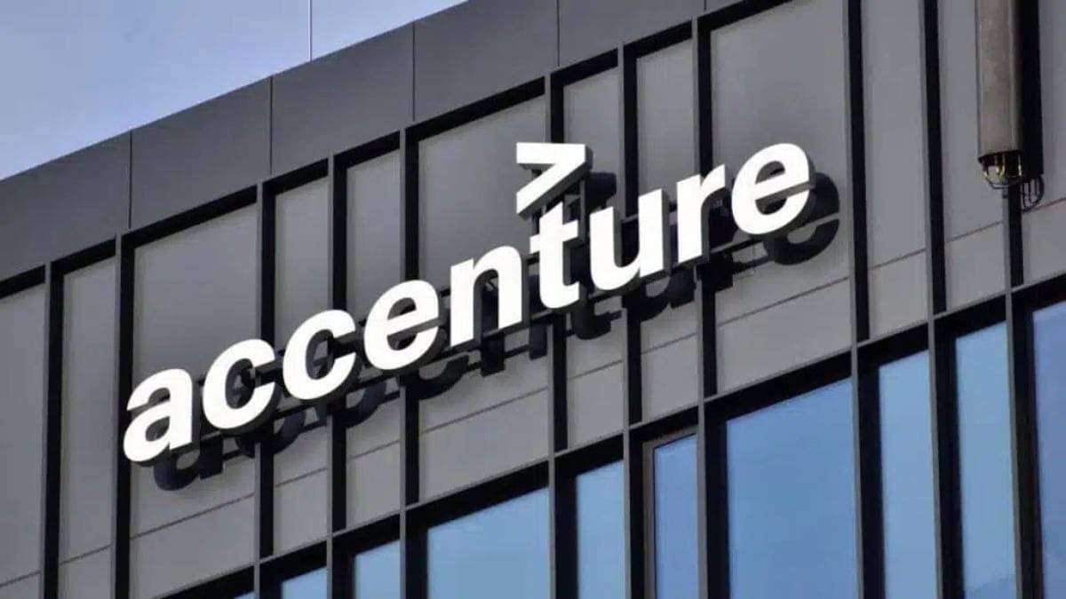 Accenture Layoffs 2025: $865M AI Overhaul to Cut Non-AI Ready Jobs