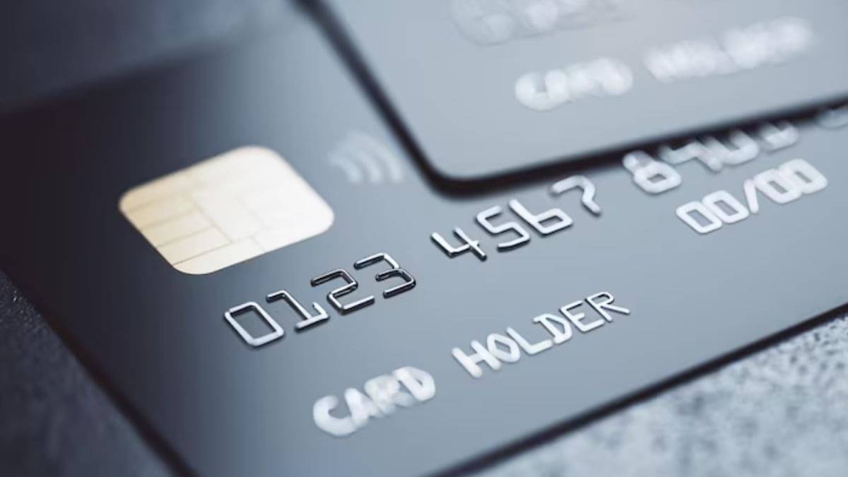Is Issuing Credit Card Against FDs Favourable? – Key Perks & Credit Limit