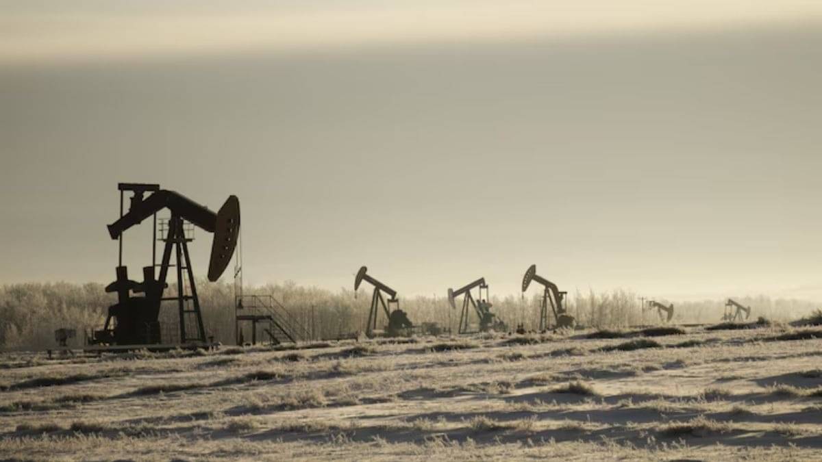 India’s Oil Output Slips in Q2 – Will Fuel Prices Rise Next?