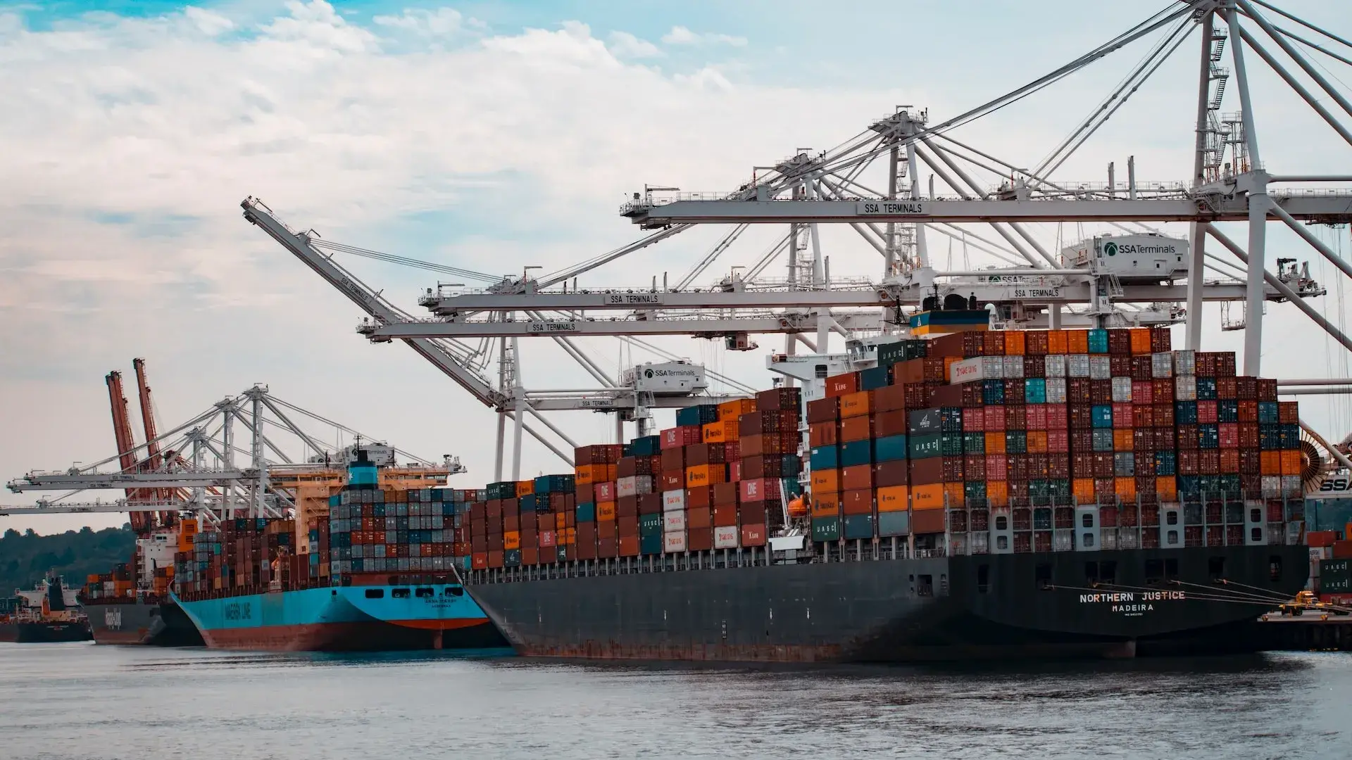 Maritime Sector Drives India’s Economic Surge As 95% Of Trade Moves Through Sea Routes