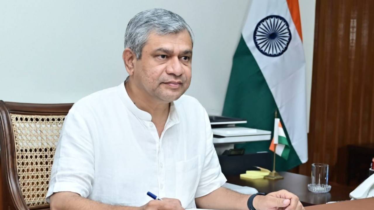 Cabinet Approves Rs 24,634 Crore Rail Multitracking Projects Across Four States