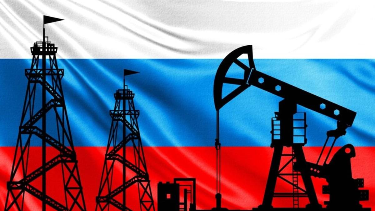 Russian Envoy Slams Trump’s Russian Oil Bluff, Defends India’s National Interests in Bilateral Pact