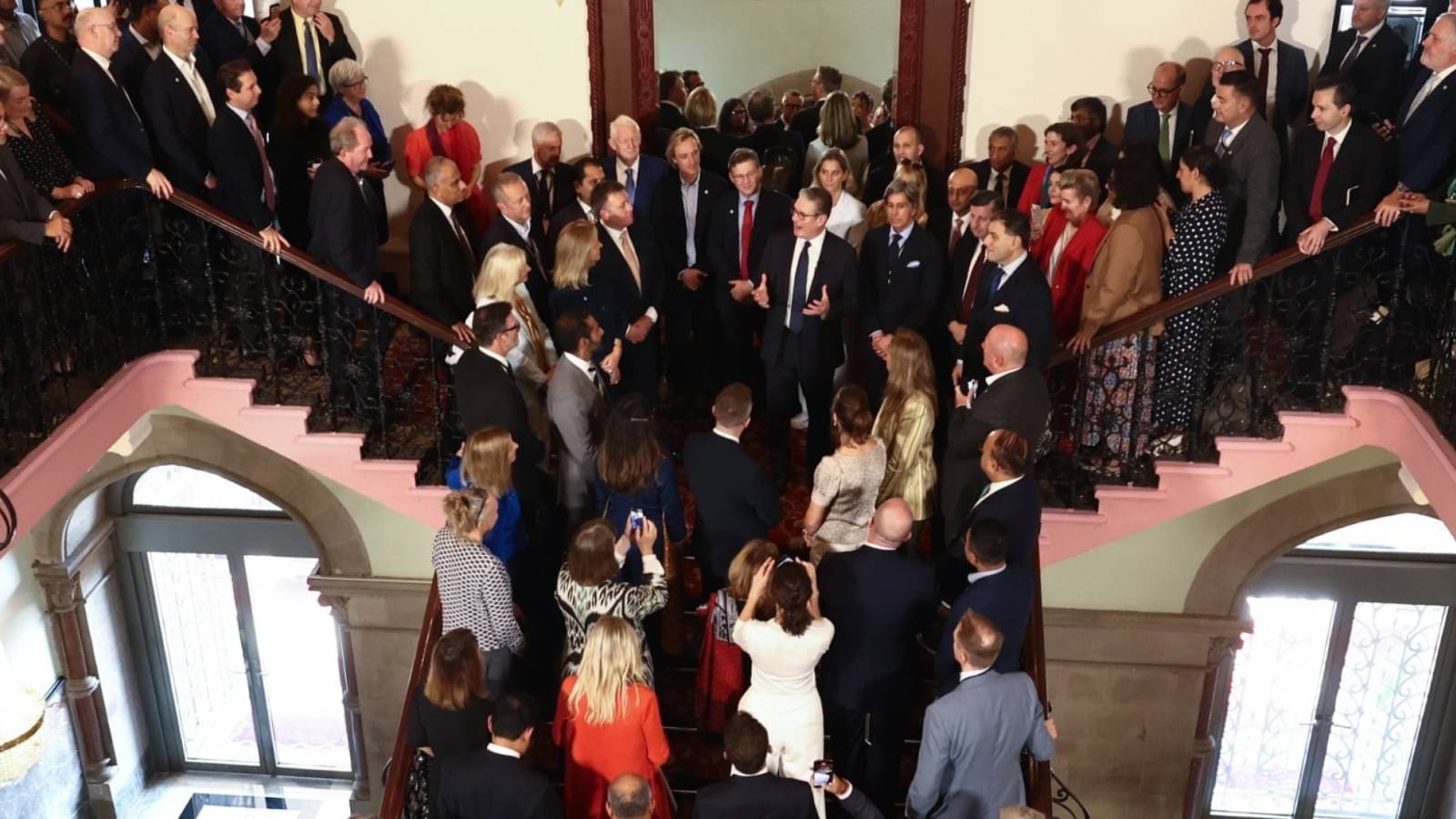 UK PM Keir Starmer’s Two Photos Are a Slap on Trump’s Dead Economy Cacophony Against India