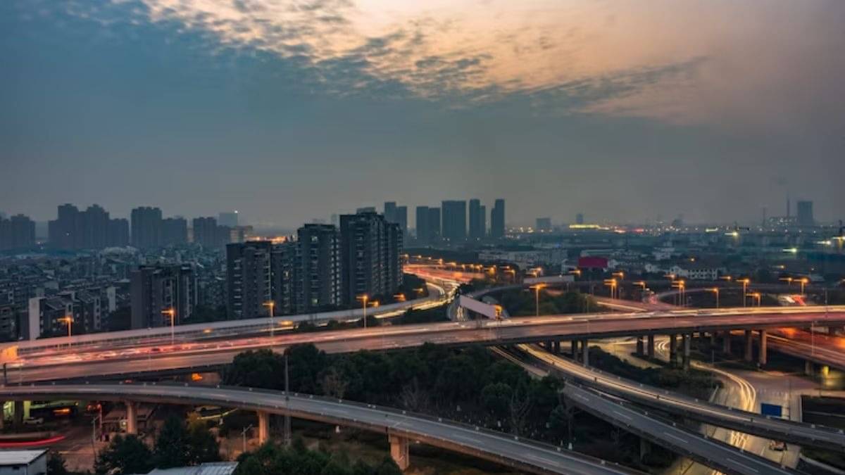 India Poised For Strong Gains As Asian Markets Trade At Attractive Valuations Vs Global Peers: UBS Report