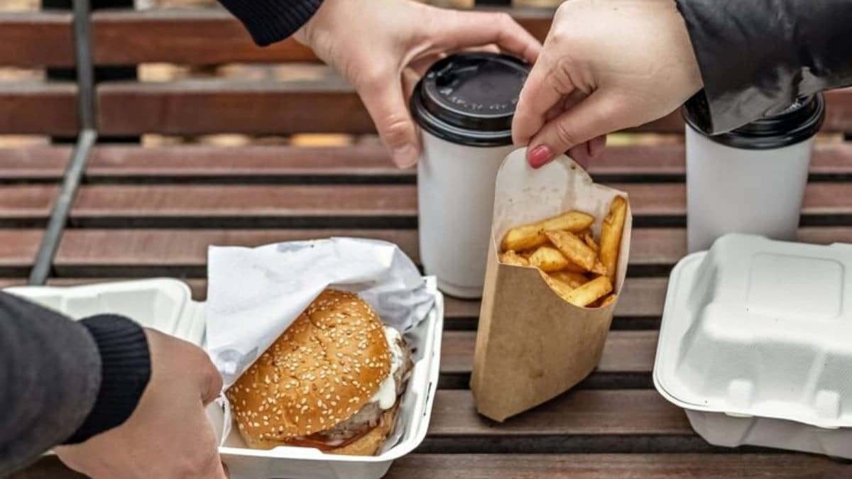Noodles, Frozen Paranthas And Home Delivered Food: How Working Couples Are Changing India’s Food Habits