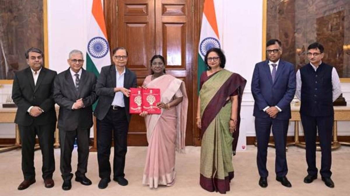16th Finance Commission Finalizes Five-Year Fiscal Formula, Submits Report to President