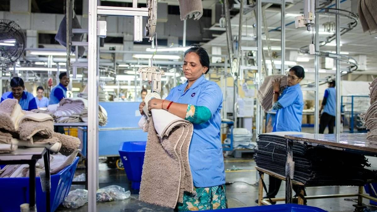 Trade Unions Condemn New Labour Codes, Plan Nationwide Protests
