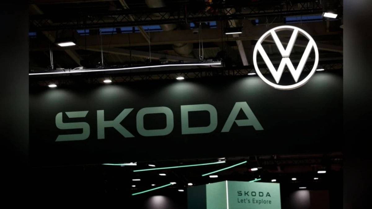 Volkswagen Tightens EV Strategy in India, Cuts Outlay  and Seeks Local Ally to Stay Competitive