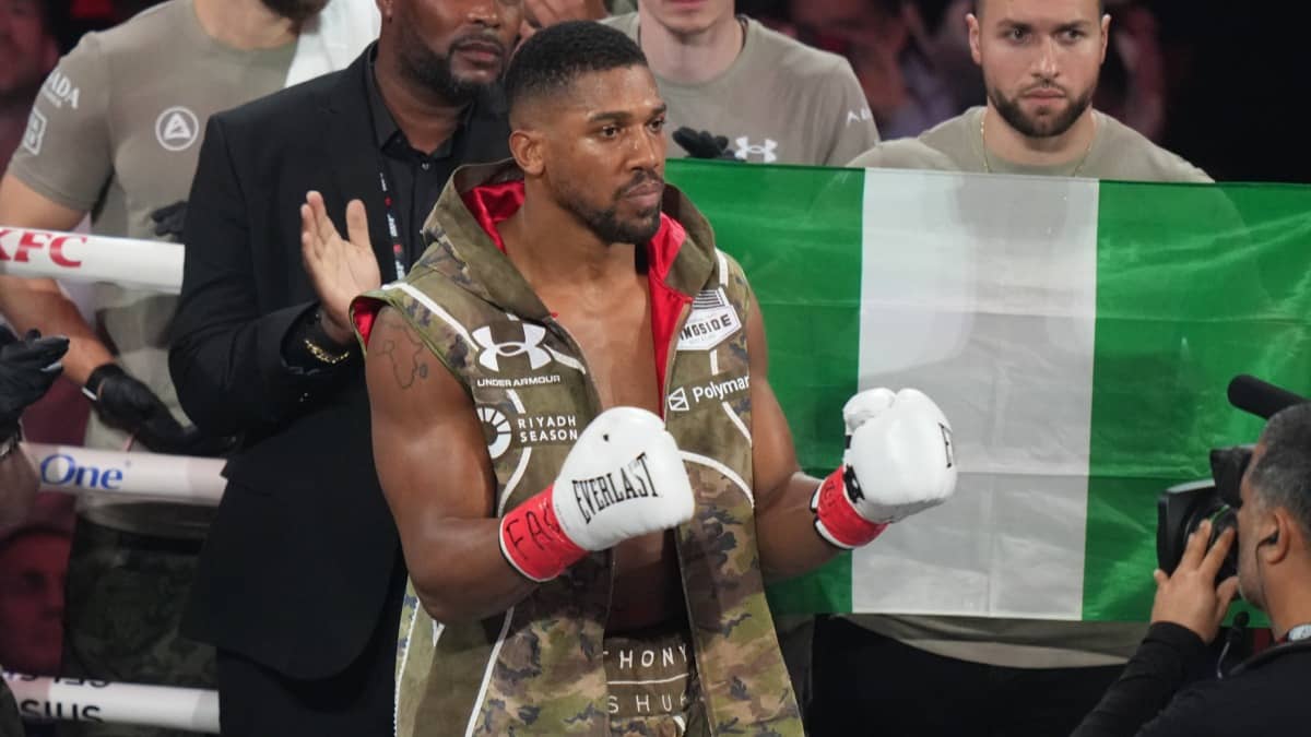 Former Heavyweight Champion Anthony Joshua Injured In Horrific Car Accident In Nigeria; Two Others Dead