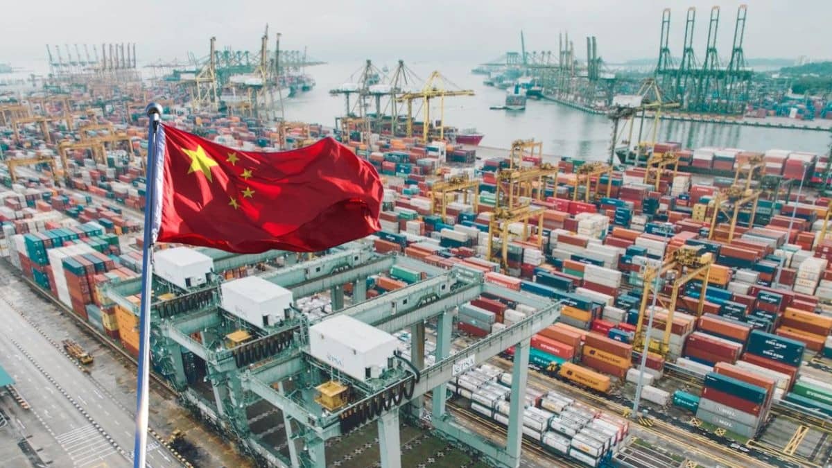 China to Cut Tariffs on 925 Products, Including Battery Materials and Medical Supplies