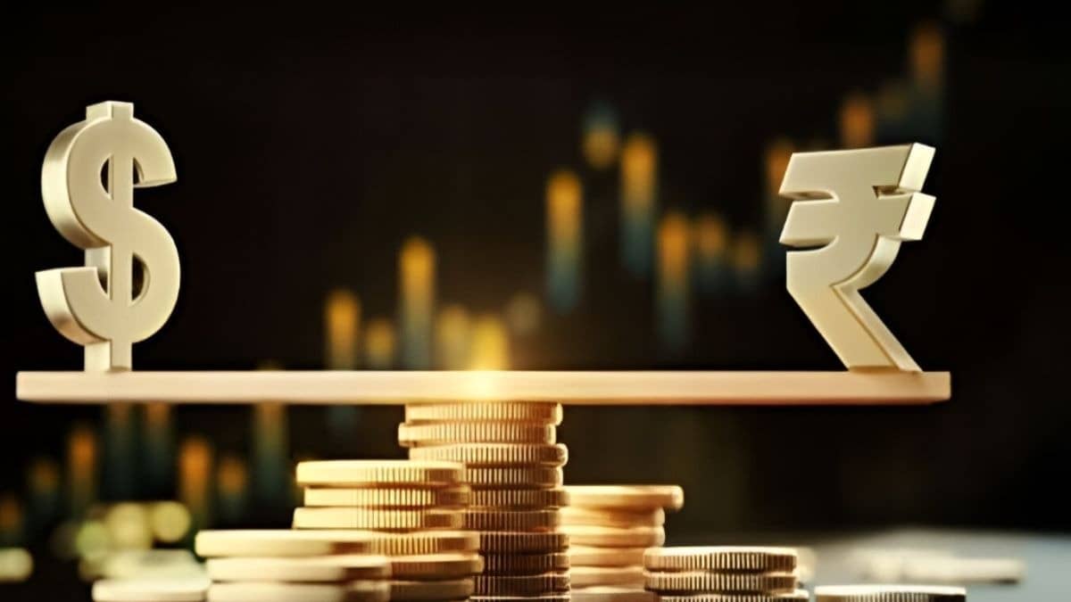 Rupee Hits Record Low Beyond 90: Weak FPI Flows, High Crude & Trade Uncertainty Drag Currency Down