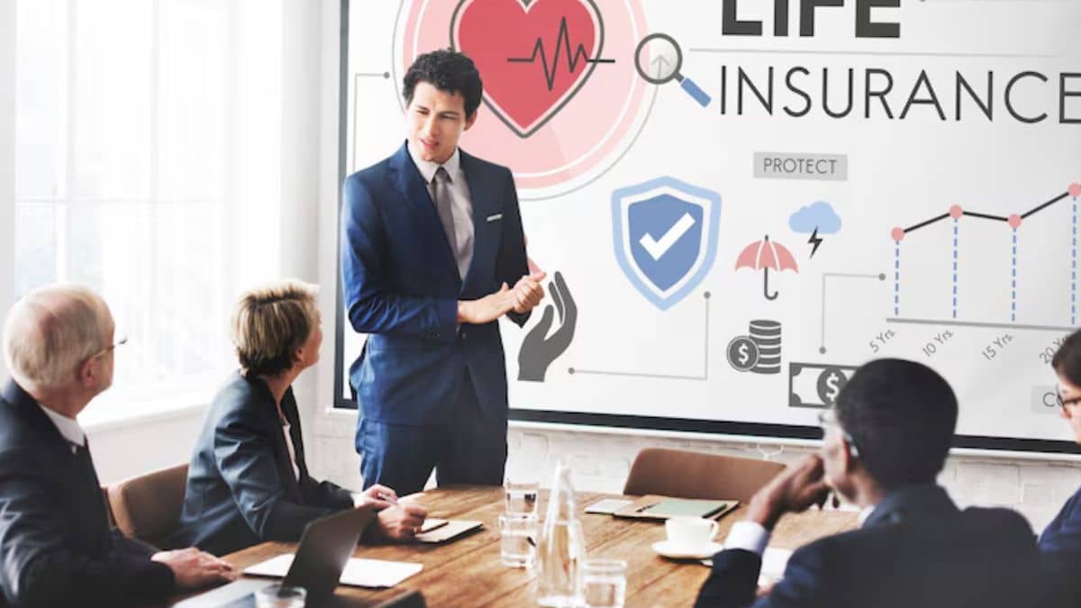 November Life Insurance Data: GST Exemption On Health, Life Insurance Bolsters Sectoral Growth – Key Details