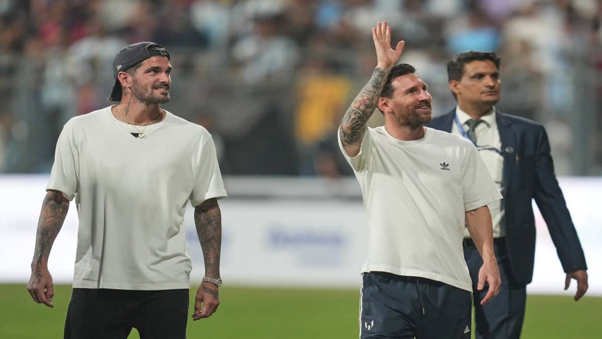 WATCH | Rodrigo De Paul Wins Hearts With Sweet Gesture Toward Child At Lionel Messi’s GOAT Tour India