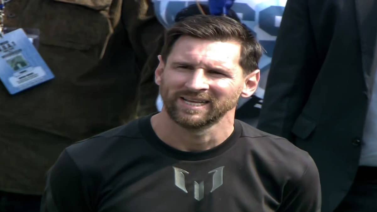 ‘Messi, Messi’ Chants Echo Outside Arun Jaitley Stadium Ahead Of Argentine Legend’s Delhi Visit