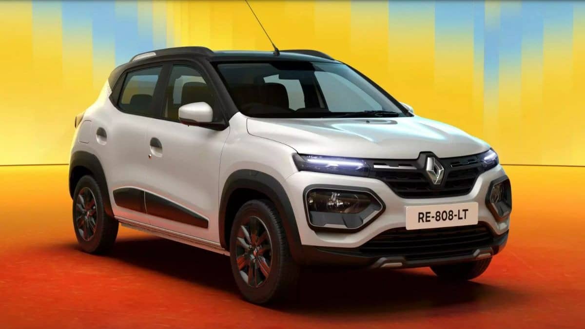 Renault Exits Car-Sharing, Scales Back EV Charging As It Puts Profits First In Tough Market