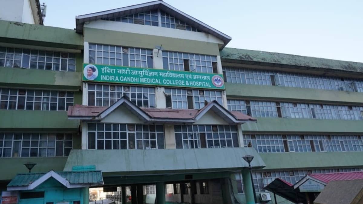 IGMC Resident Doctors Call off Indefinite Strike After CM’s Assurance on Probe, Revocation of Termination