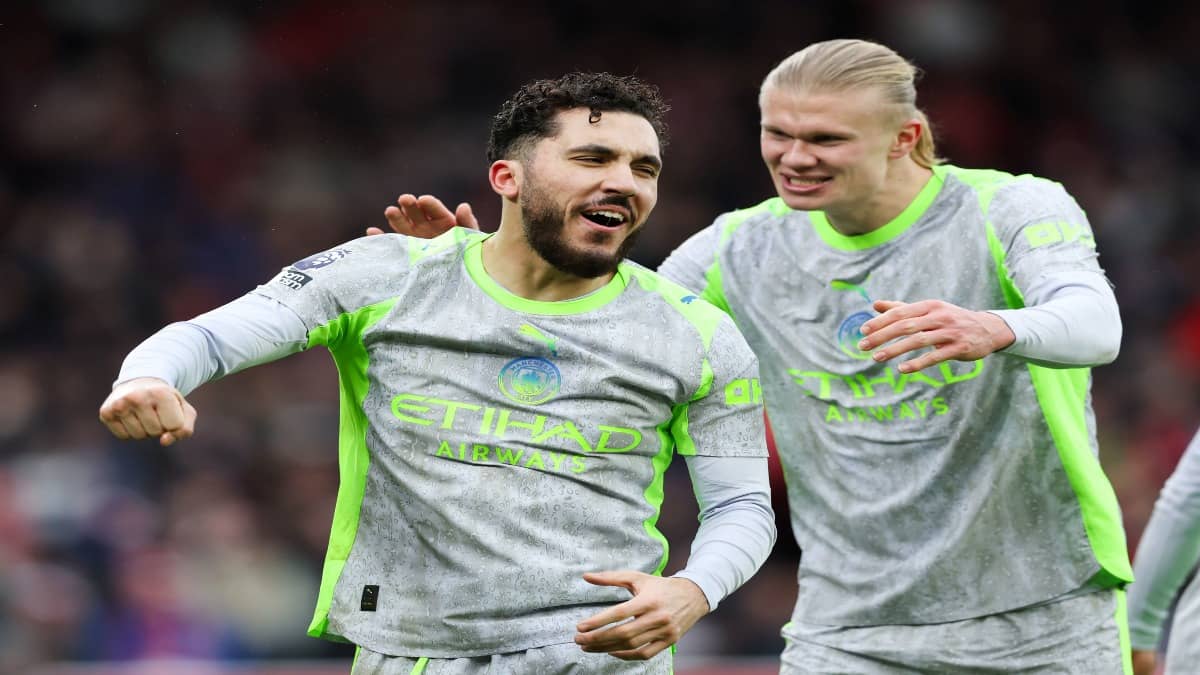 Manchester City Make It Six Premier League Wins in A Row with 2-1 Victory Against Nottingham Forest