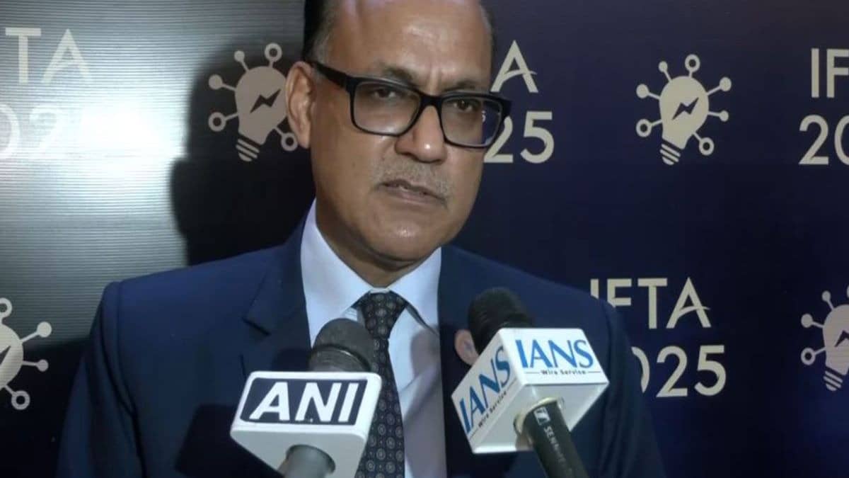 SBI MD flags need for regulator-led UPI ‘pause’ mechanism, highlights AI push in banking and fraud control