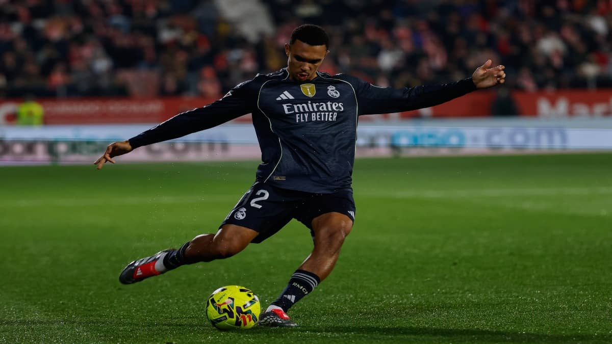Trent Alexander-Arnold Injures Leg Days Before Real Madrid Face Manchester City In UEFA Champions League