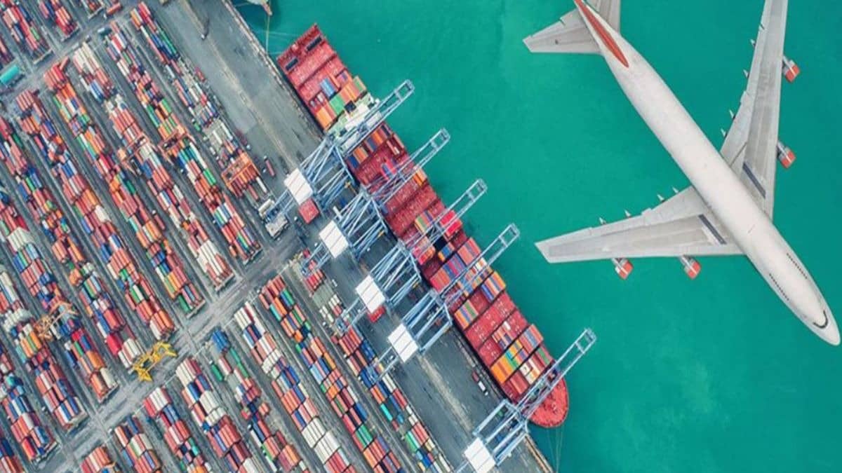 India Defies Global Headwinds with $38.5Bn Dec Shipments; Trade Deficit at $25Bn