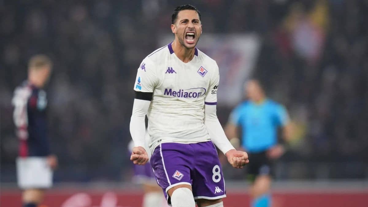 Fiorentina Pays Tribute To Late Owner Rocco Commisso In Emotional 2-1 Win At Bologna