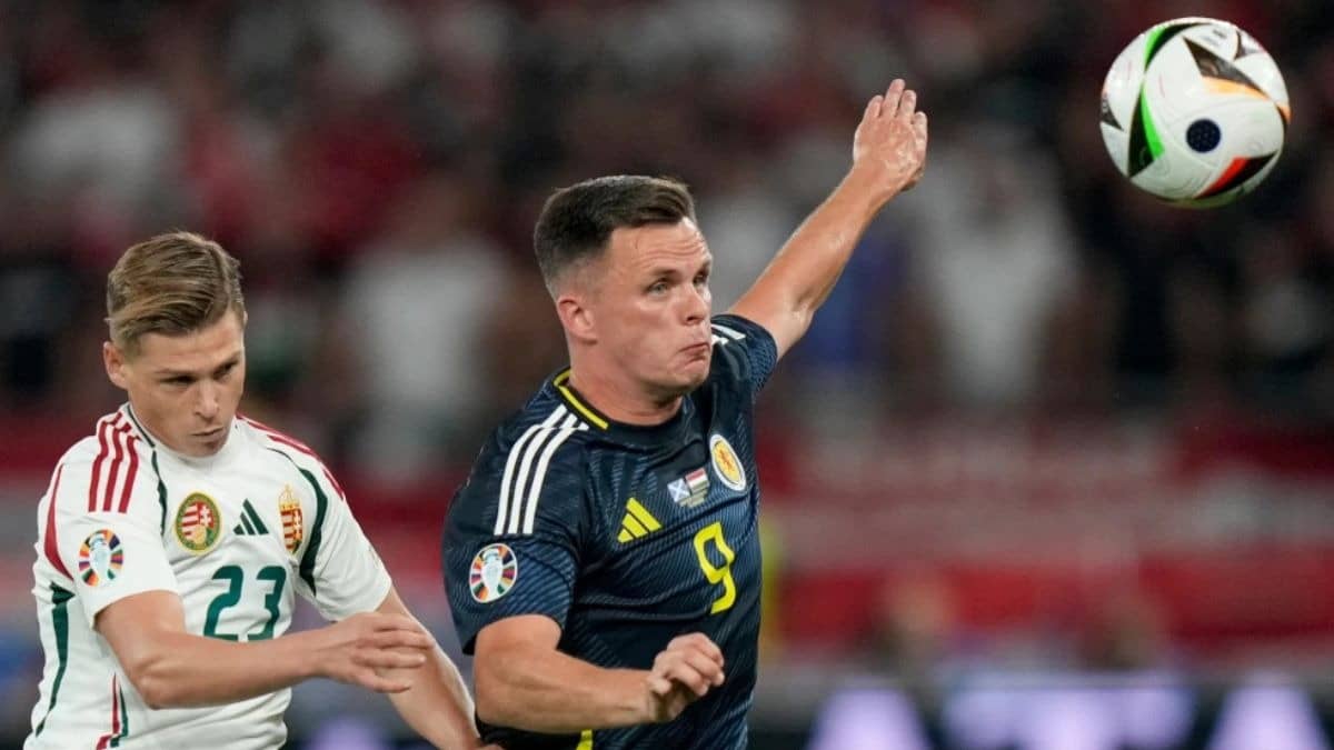 Scottish League Leader Hearts Of Midlothian Lose Injured Top Scorer Shankland For 6 Weeks
