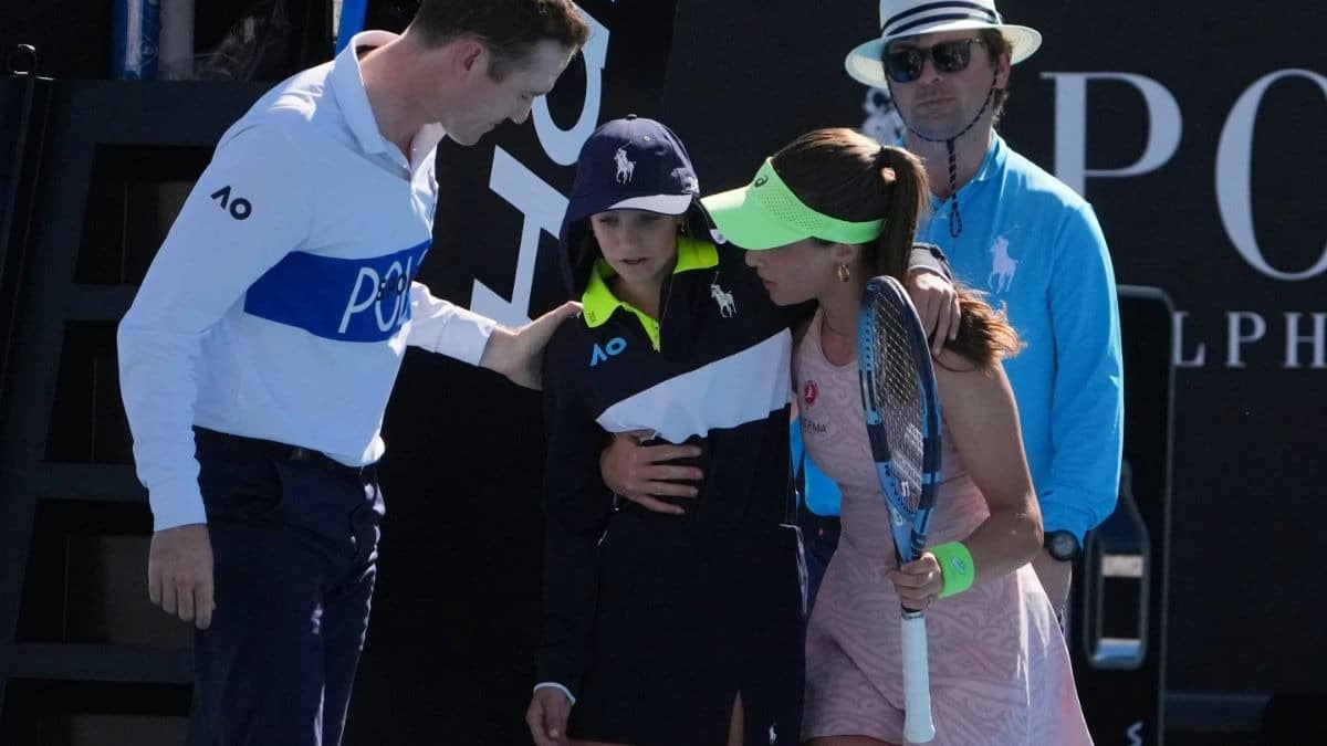 WATCH| Zeynep Sönmez’s Classy Act Toward Ballkid At Australian Open 2026 Wins Internet Praise