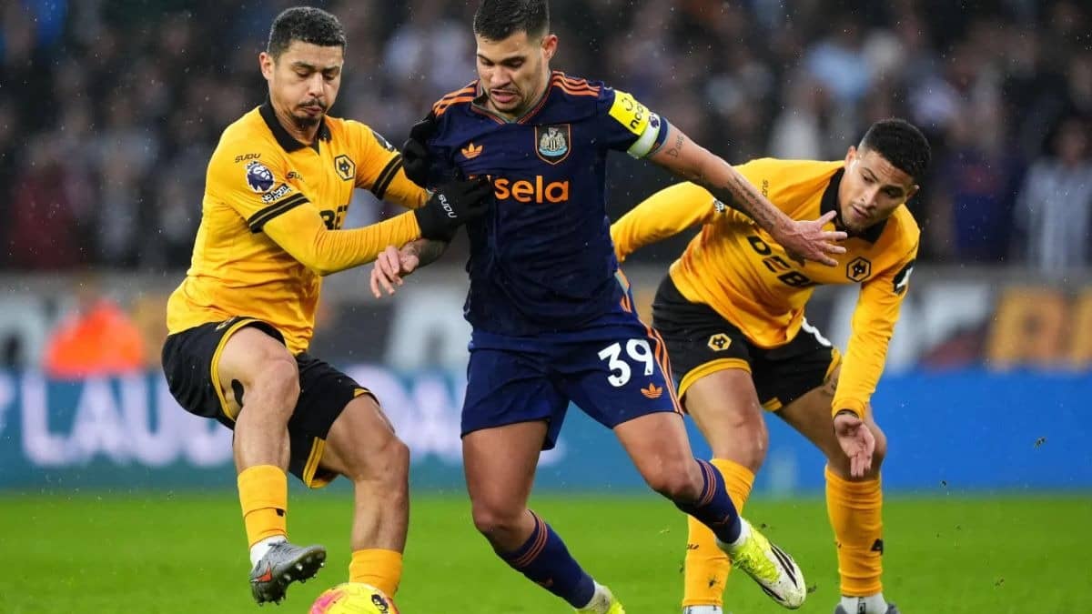 Resurgent Wolves Hold Newcastle To 0-0 Draw In Premier League