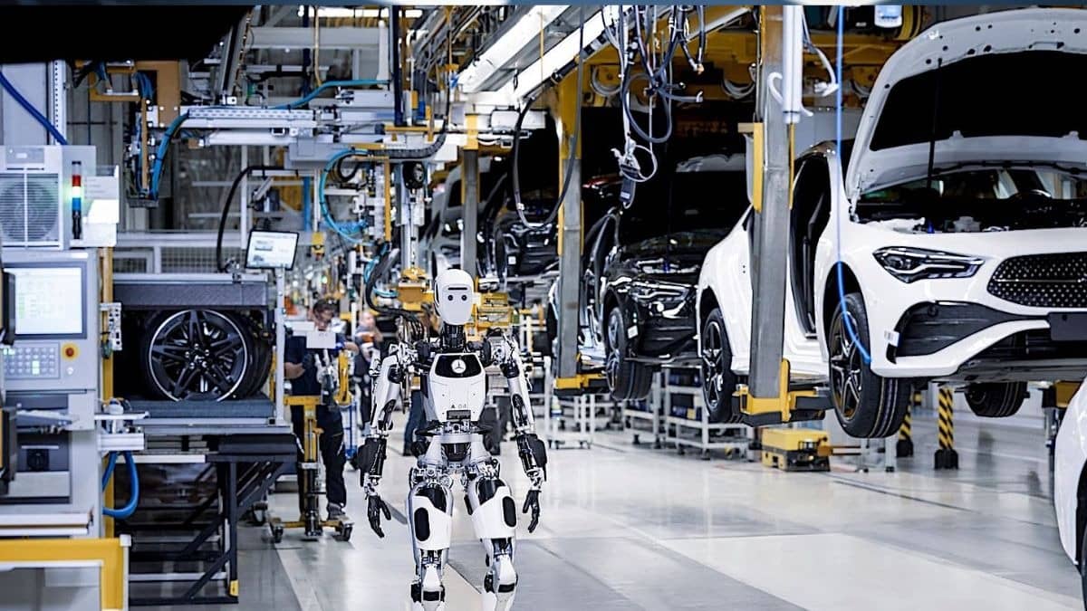 Hyundai’s Atlas Vs Tesla’s Optimus: Is AI Taking Over Automobile Manufacturing?