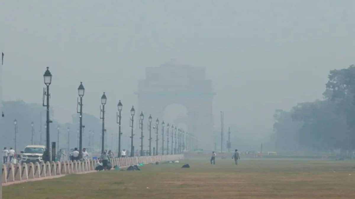 Delhi Air Quality Slightly Improves, AQI Level At 196