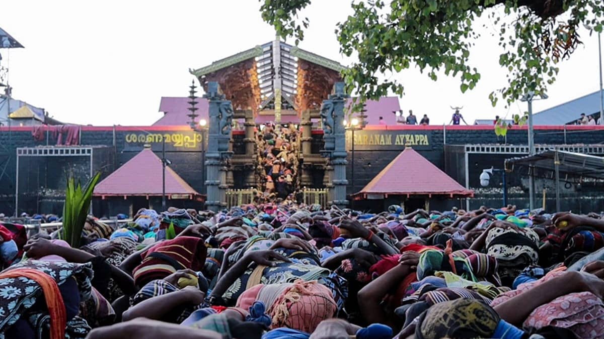 Kerala HC Orders Probe After 33 Temple Staff Named In Sabarimala Ghee Scam, Sets 45 Day Deadline For Report Submission