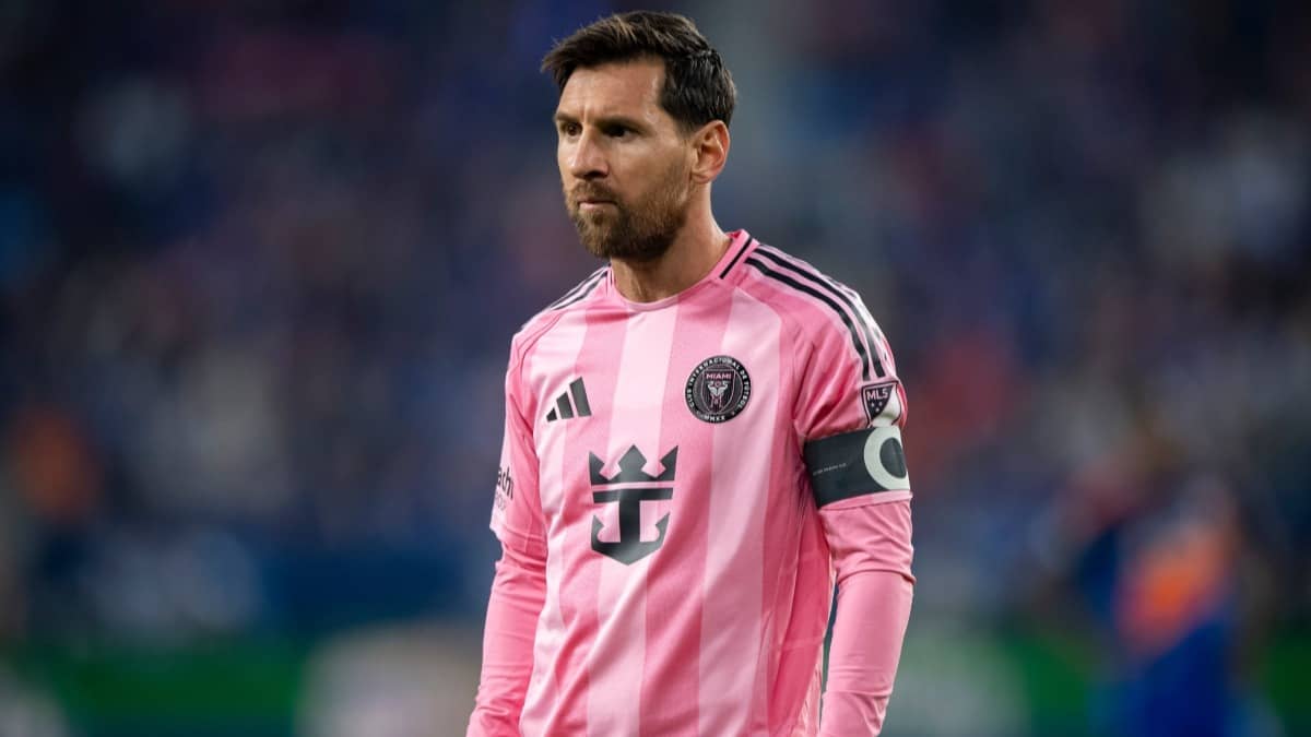 WATCH| Lionel Messi Avoids Injury After Security Breach Knockdown During Inter Miami’s Friendly In Puerto Rico