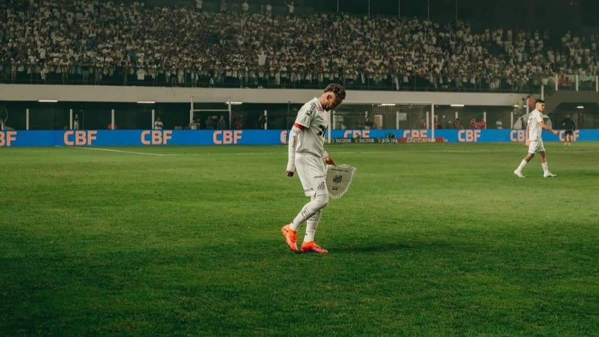 Neymar Hints Upon Possible Retirement, Remains Positive For FIFA World Cup Return