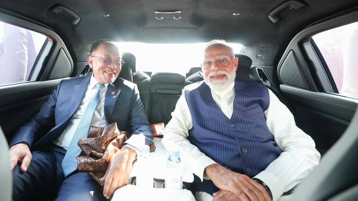 PM Modi Addresses Indian Diaspora In Kuala Lumpur