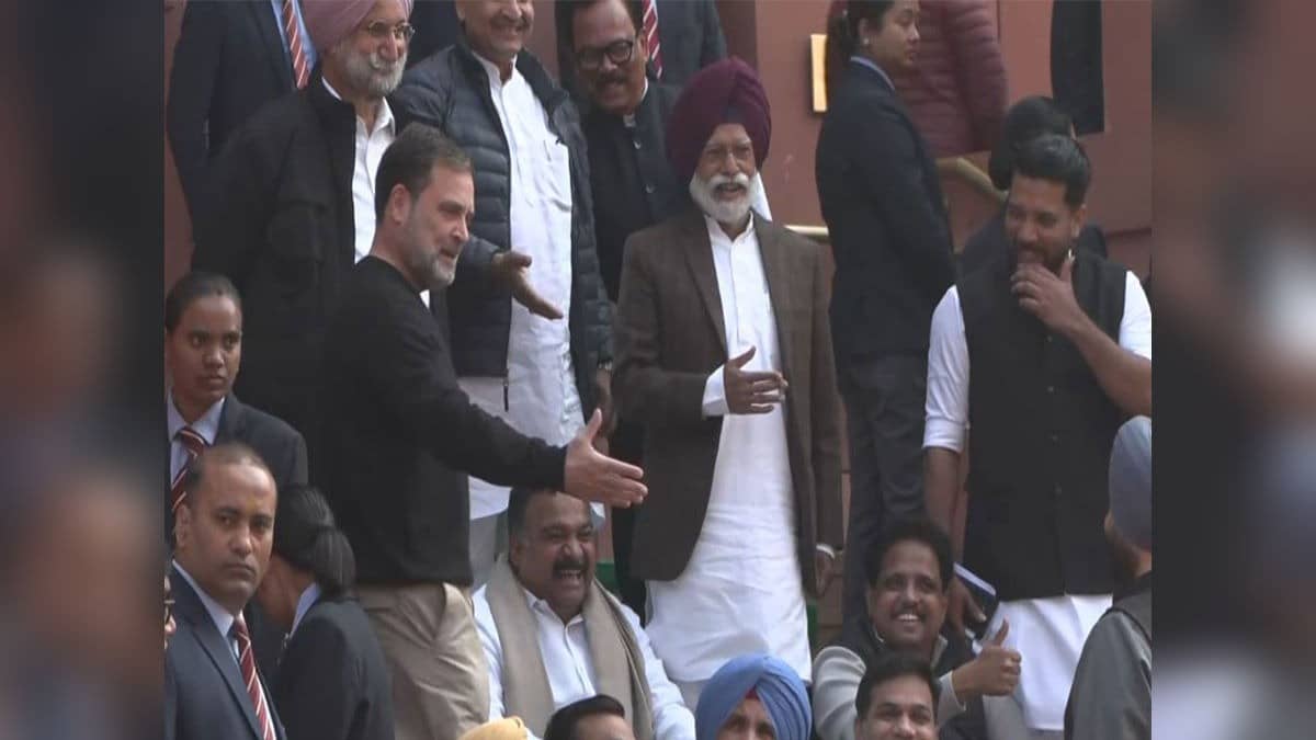 Rahul Gandhi-Ravneet Bittu Spar Outside Parliament, Exchange ‘Traitor’ Vs ‘Desh Ke Dushman’ Jibes