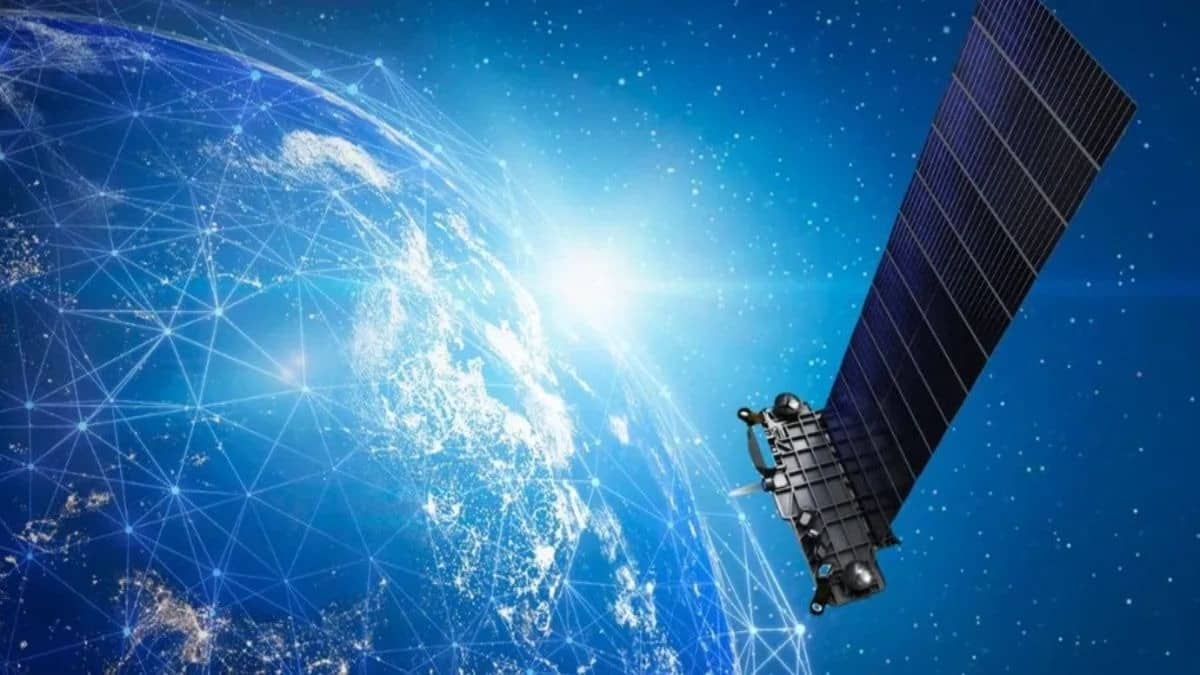 Gujarat Inks Agreement With Elon Musk’s Starlink To Provide Satellite-Based Internet Connectivity