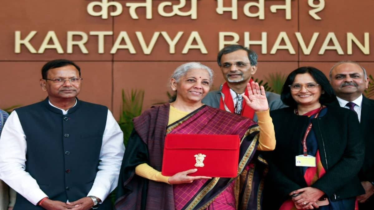 Union Budget 2026: Sitharaman Offers Full 5-Year Tax Exemption for NRIs to Boost ‘Make in India’