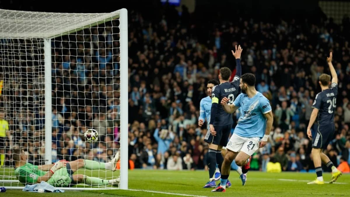 FIFA Takes ‘Daylight Offside’ Trials To Canadian League Aiming To Overcome Euro Sceptics