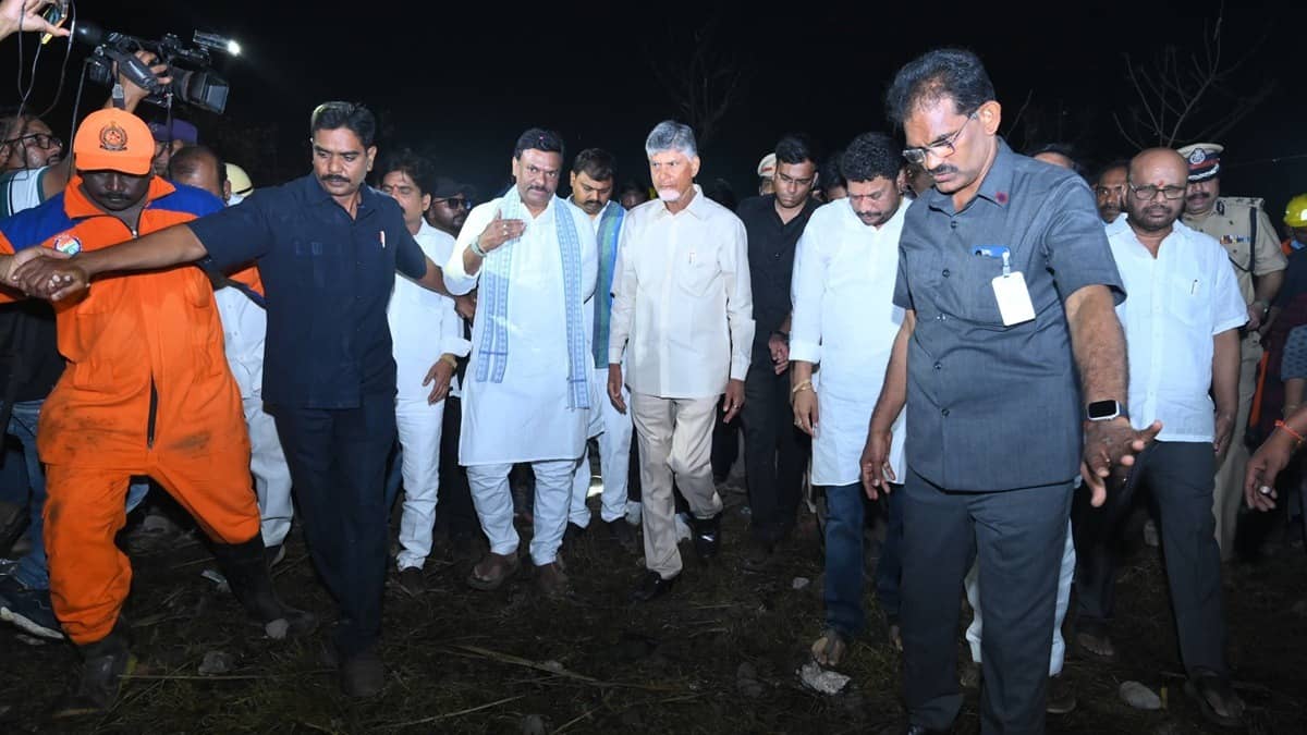 Andhra Deadly Firecracker Explosion: CM Chandrababu Naidu Announces Rs 20 Lakh Ex-Gratia, Suspends 4 Officials