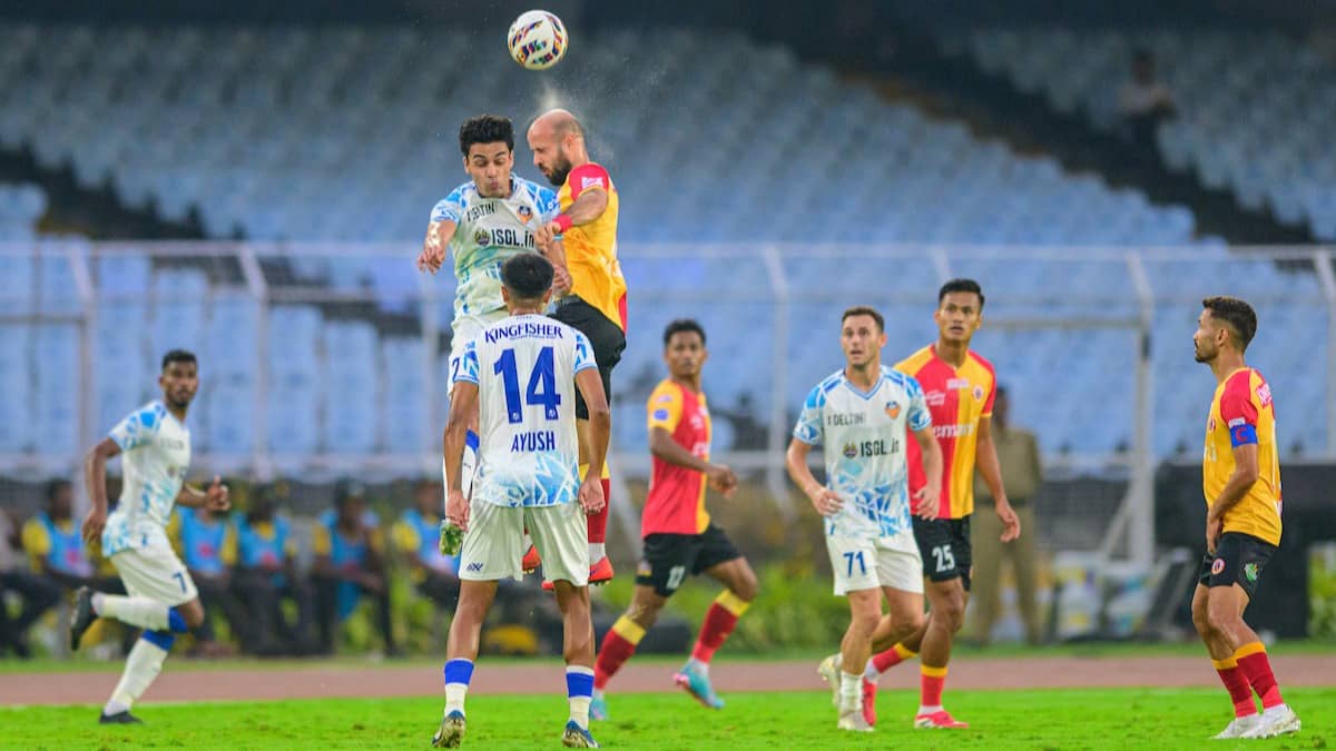 ISL 2025-26: East Bengal FC and FC Goa Serve Up a Goalless Tango In Salt Lake Stadium