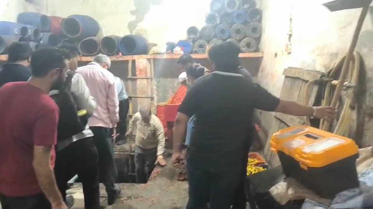 Delhi Factory Owner And Son Die Of Suffocation In Attempt To Rescue Worker From Toxic Pickle Well In Nangloi
