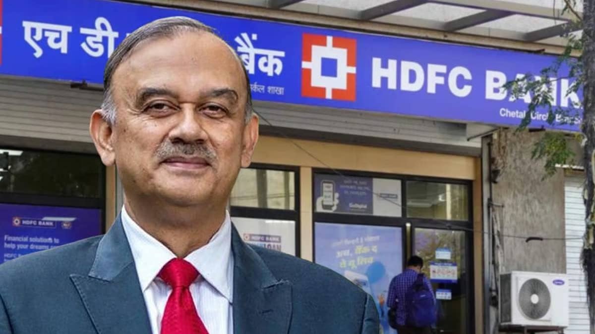 Indian Regulator Reviewing HDFC Bank Chairman’s Exit Letter, Sources Say