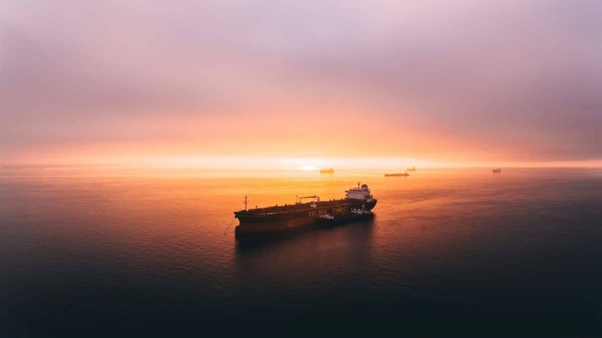 Indian Industries Face LNG Supply Cuts As Middle East Conflict Disrupts Gulf Shipments