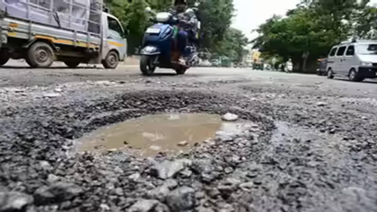 Scheduled For Last Rites, Brain-Dead Woman Jolts Back To Life As Ambulance Hits Pothole In UP