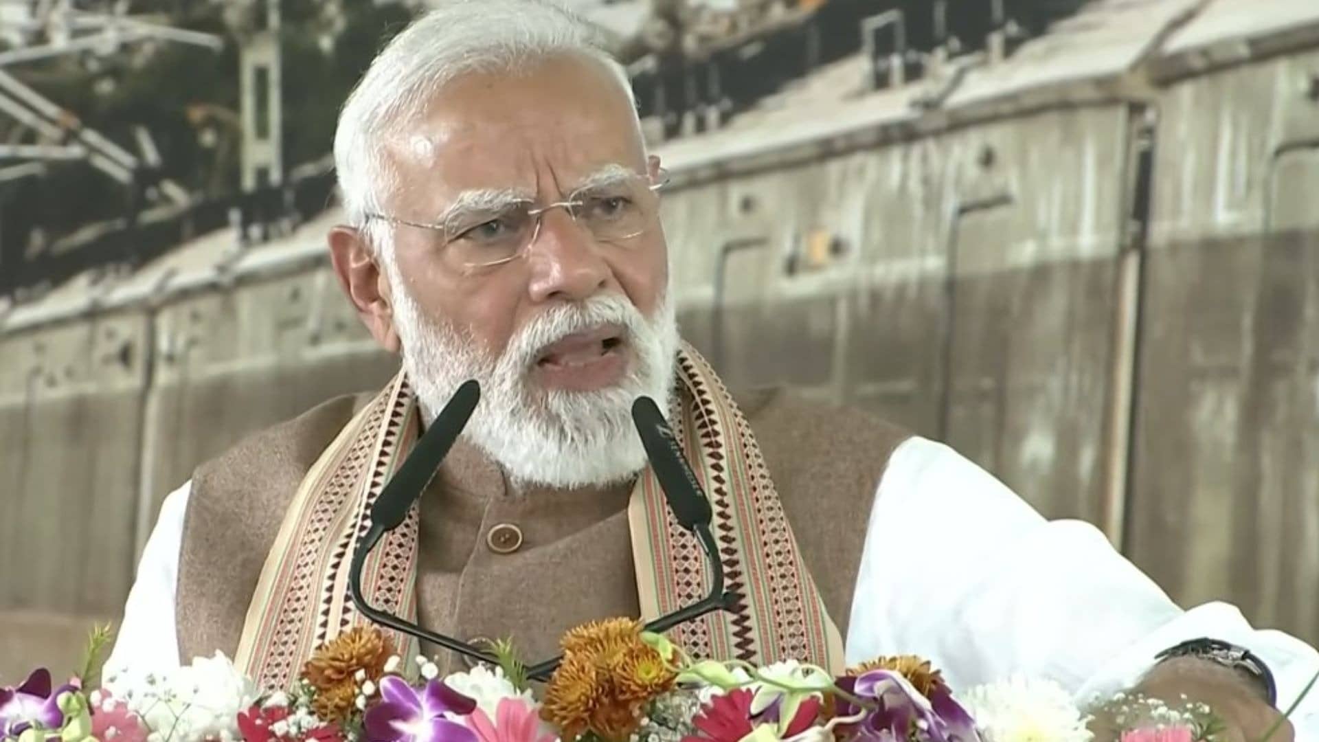 PM Modi Targets Congress, Says Oppn Party Worked as ‘Speedbreaker’ in Puducherry’s Growth