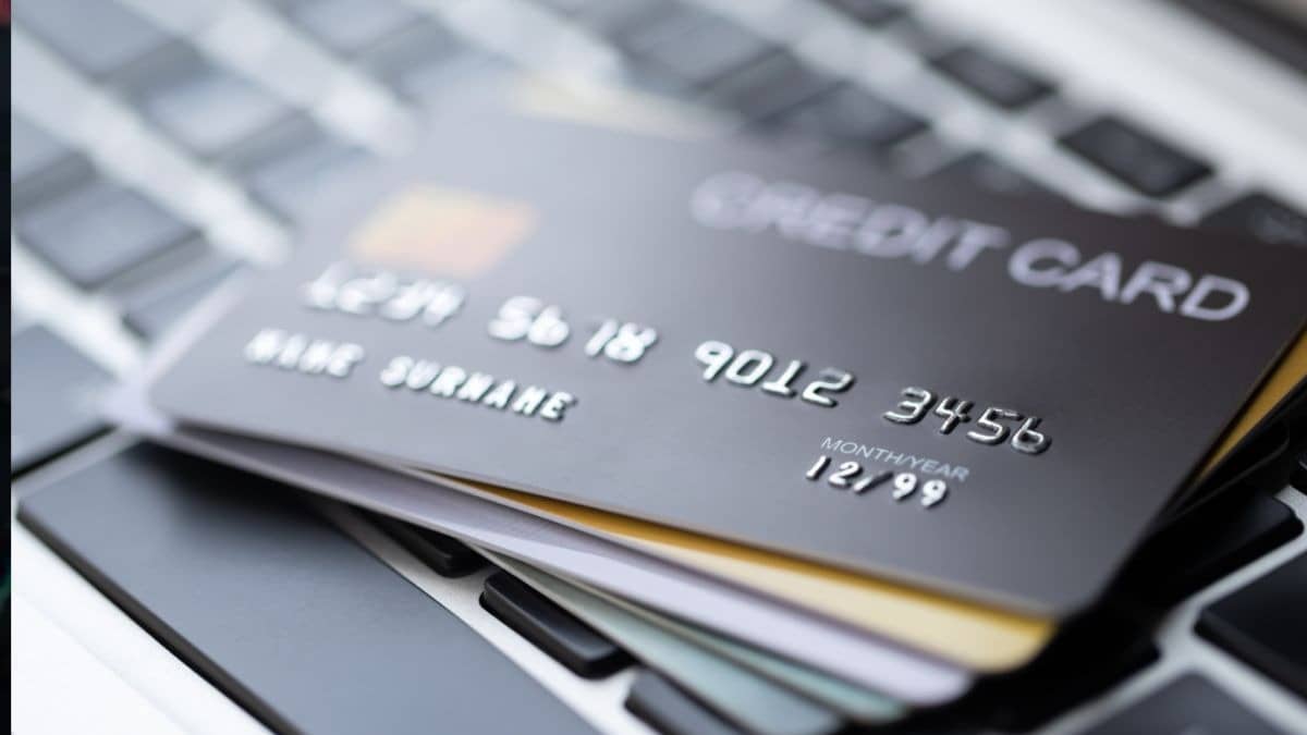 April 1 Credit Card Changes: Key Updates on Utility Payments, Lounge Access, and Rent Rewards for Indian Users