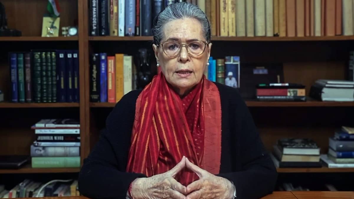 Sonia Gandhi Admitted to Sir Ganga Ram Hospital In Delhi, Placed Under Observation