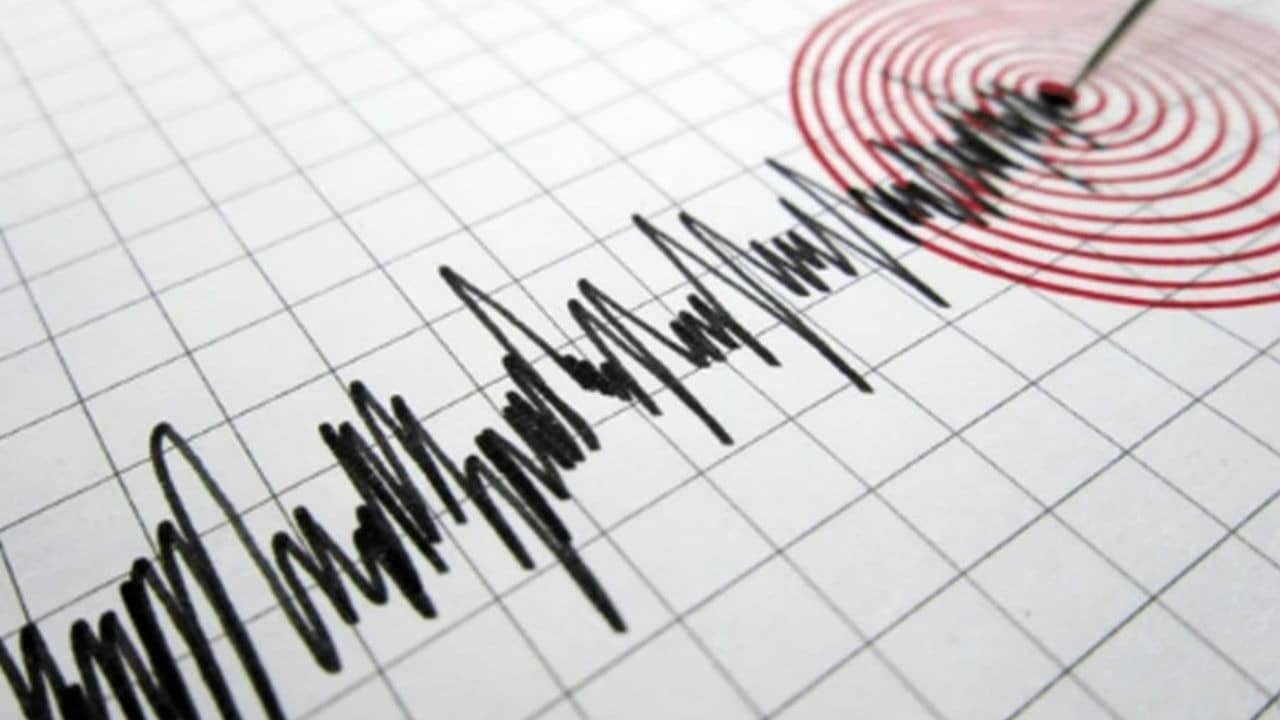 5.2-Magnitude Earthquake Jolts Manipur’s Kamjong, Aftershock Warning Issued