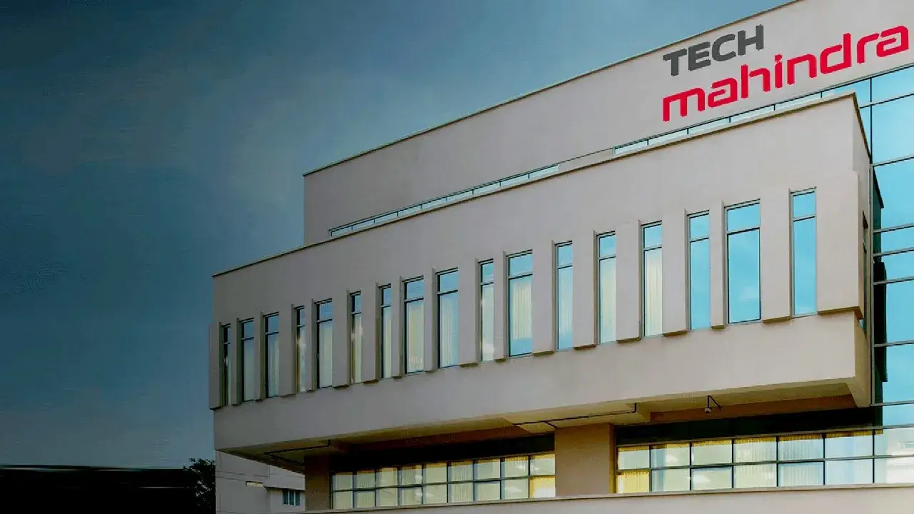 Tech Mahindra Shares Sink 5%: Is the Market Bracing for a Weak Q4 Earnings Report?