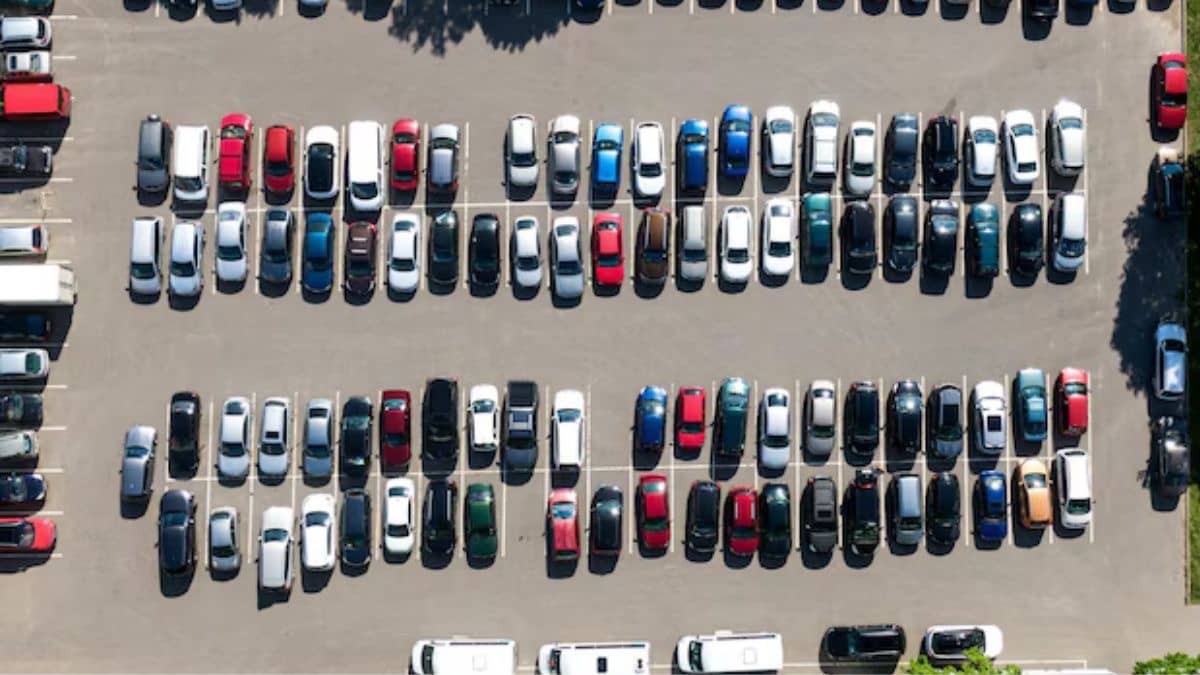 Automobile Sector Will Face Near-Term Headwinds Despite Price Correction: HSBC Global Research